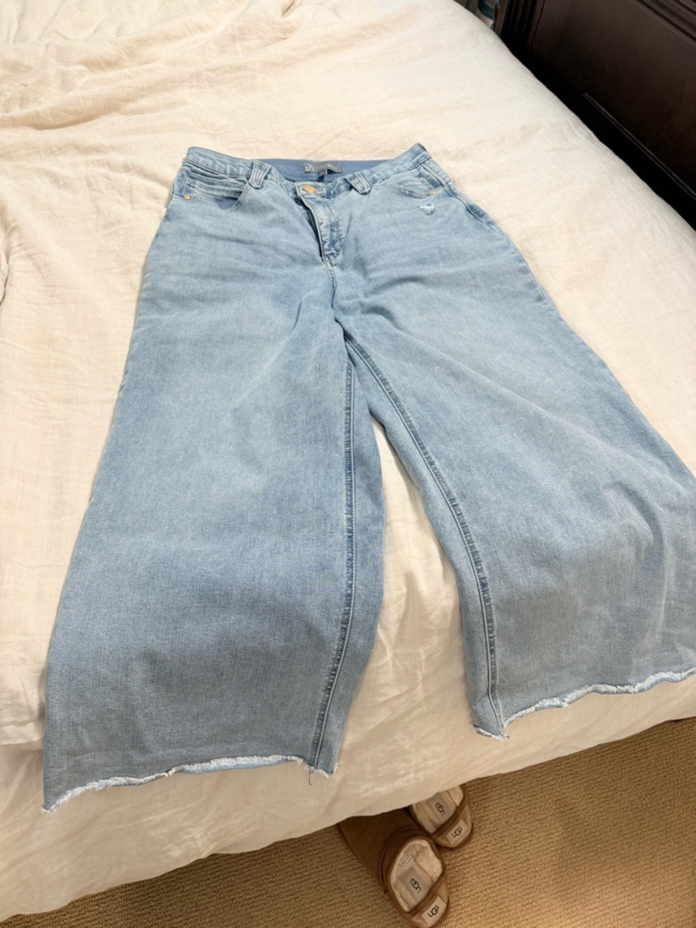 Wit & Wisdom Light Wash Wide-Leg Jeans